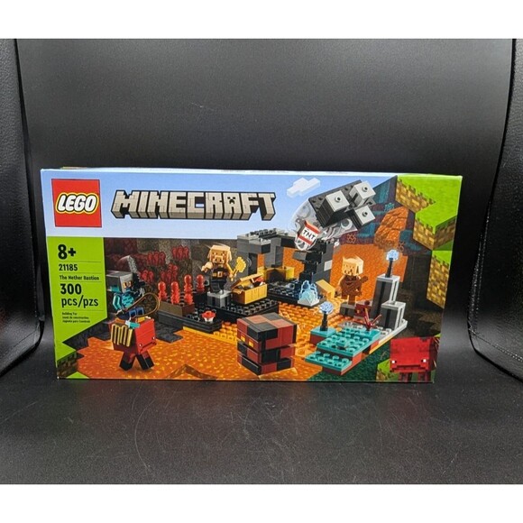LEGO Minecraft 21185 The Nether Bastion 300 Pcs Retired New Sealed - Picture 1 of 6
